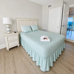 Sand Dollar 11A 1BR on the Beach - Free Bch Serv