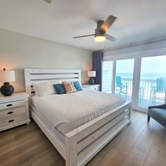 Sand Dollar 7B 2BR on the Beach- Free Bch Serv