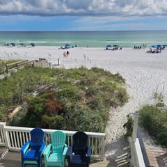 Sand Dollar-1 5BR on Beach Free Bch Serv Mar-Oct