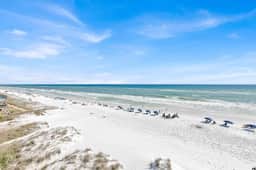Sand Dollar -10B 1BR on the Beach -Free Bch Serv - Image 3