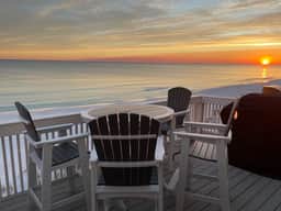 SandDollar 5 - 4BR, On the Beach free beach service - Image 2