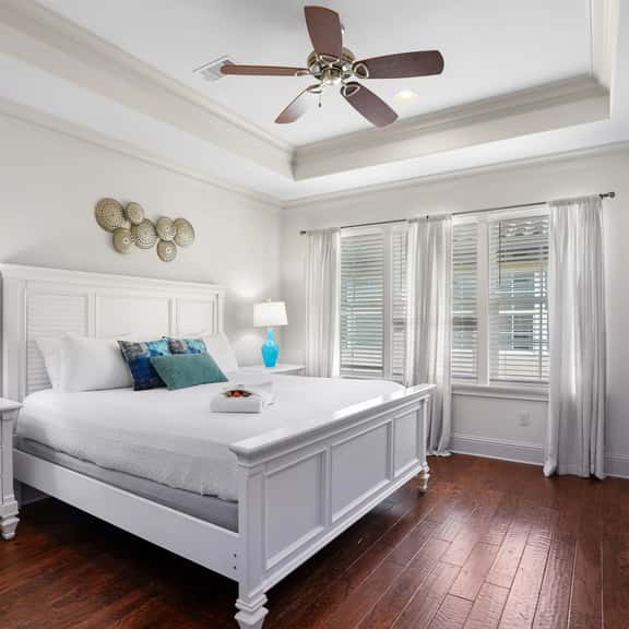 948 Scenic Unit B - 4BR - Image 1